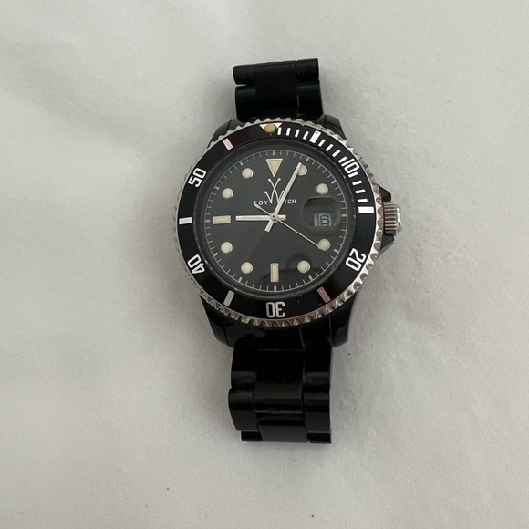 ToyWatch Women's Black Dial Plasteramic Adjustable Band - Picture 3 of 3